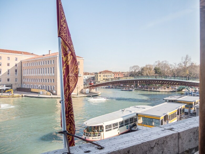 Accademia Charm Apartments