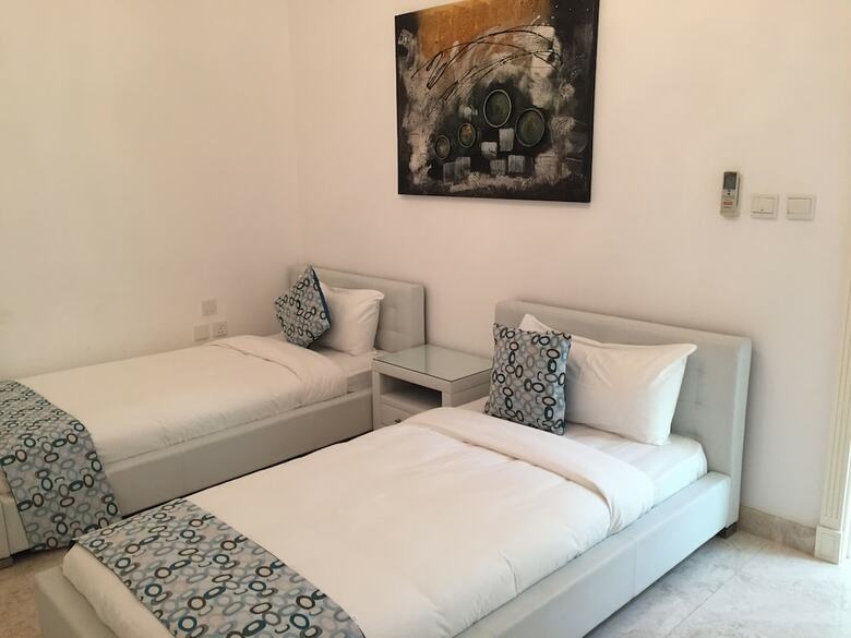 Le Sifah Resort Apartments