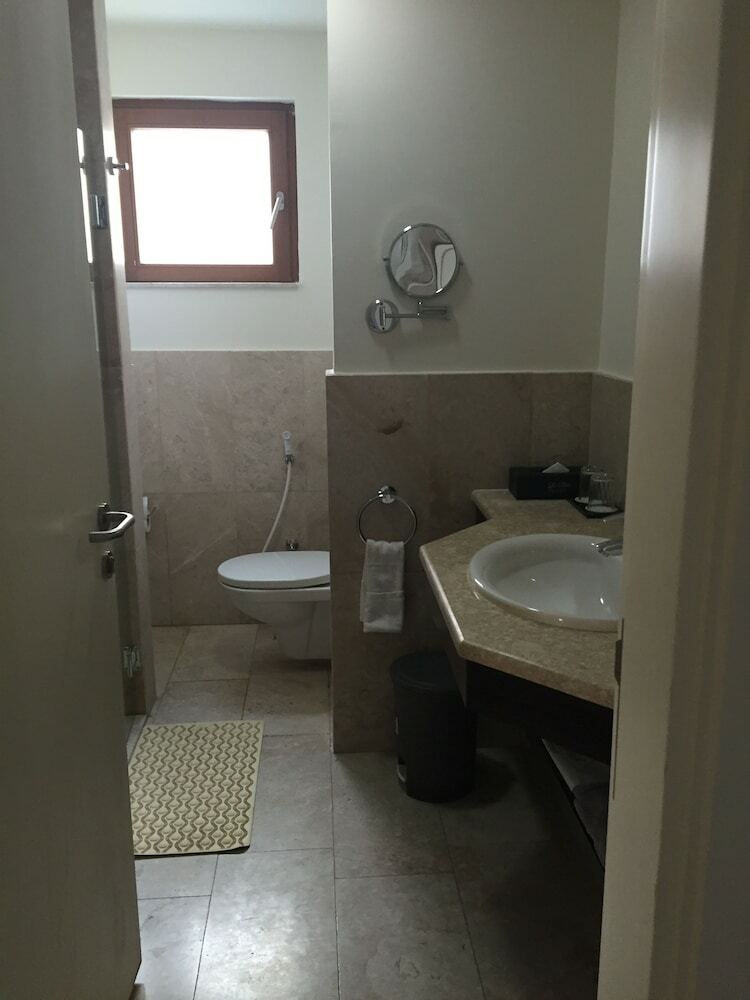 Le Sifah Resort Apartments