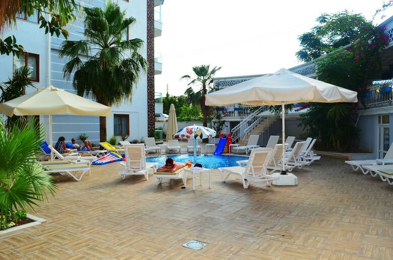 Side Nossa Hotel