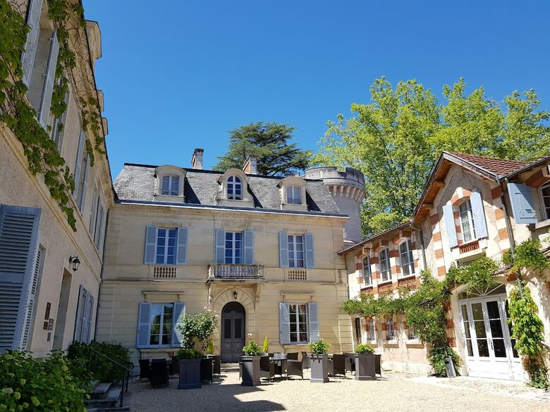Hotel H�tel Restaurant - Chateau de Lalande