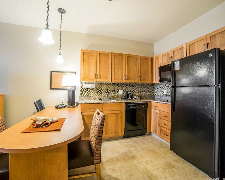 Hotel Mainstay Suites Medical Center