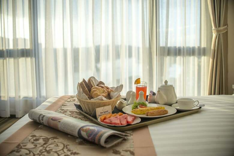 Esperado Lake View Hotel