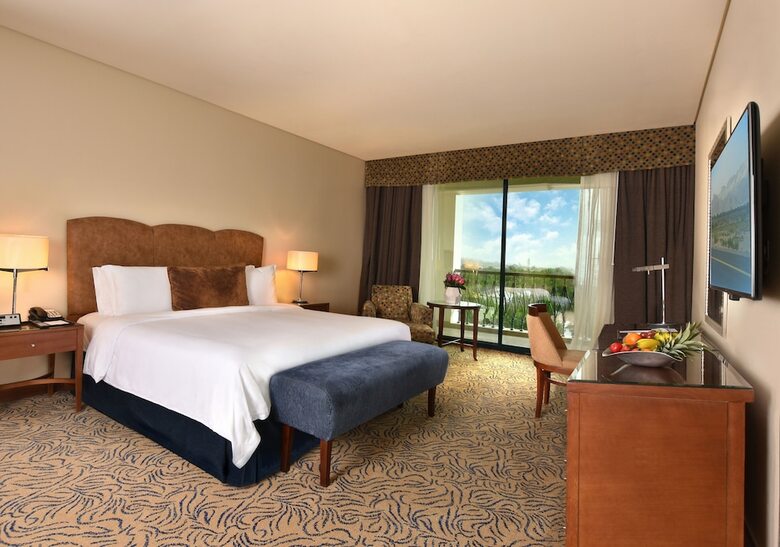 Hotel Al Ain Rotana