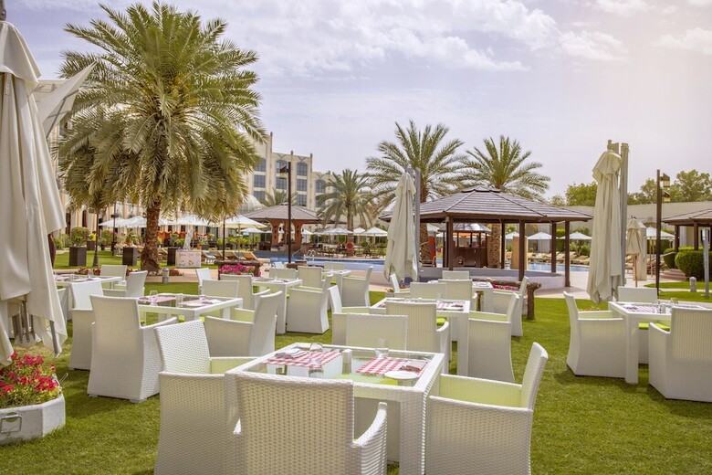Hotel Al Ain Rotana