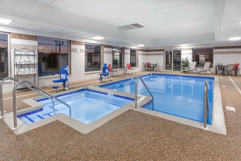 Hotel Wingate By Wyndham - Joliet