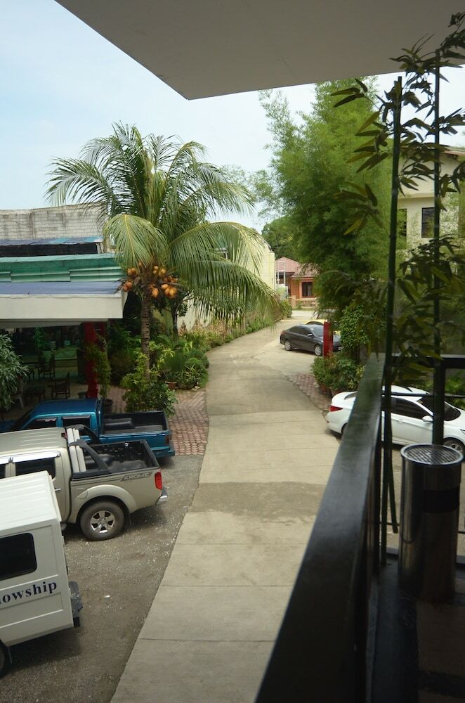 Hotel Reyna's The Haven And Gardens