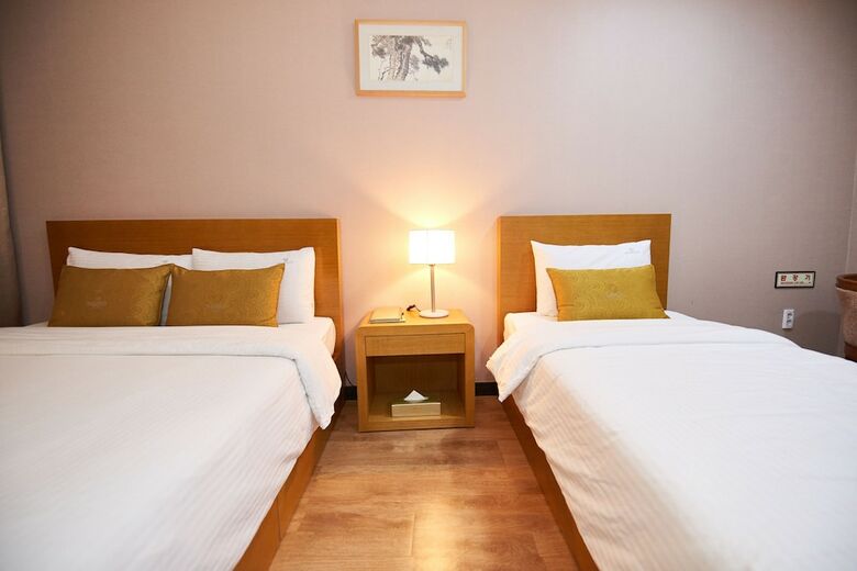 Shin Shin Hotel