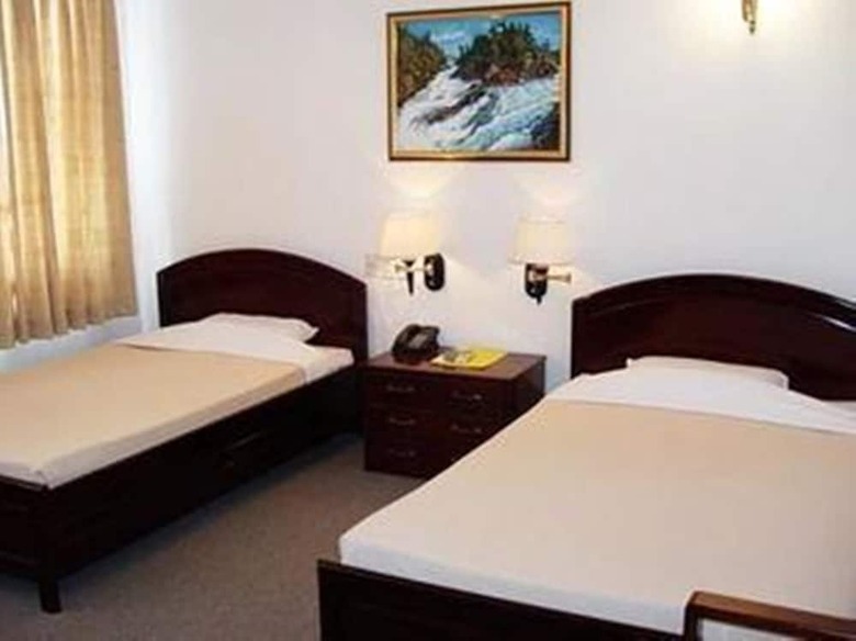 Hotel Nha Khach Tien Giang
