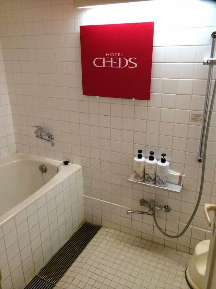 Hotel Ceeds - Adults Only
