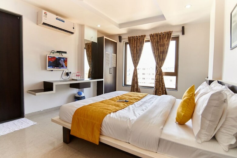 Hotel Sai Bansi