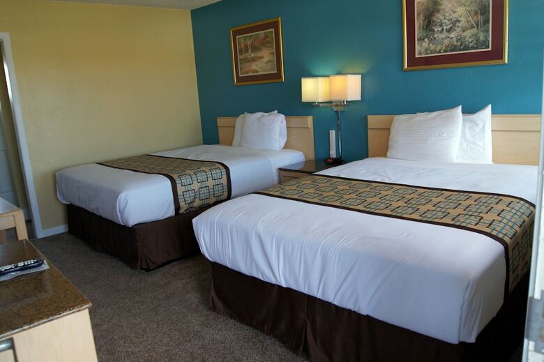 Motel Coastal Inn And Suites
