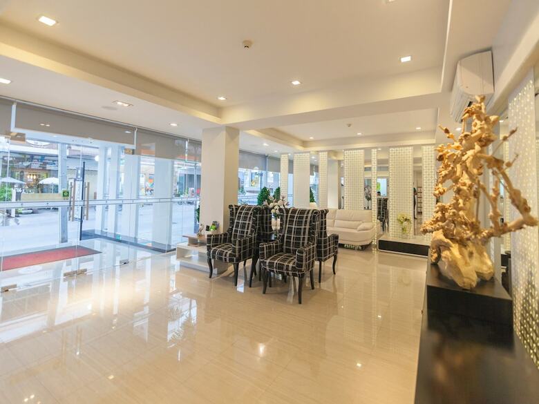 Aparthotel Racha Residence Sri Racha