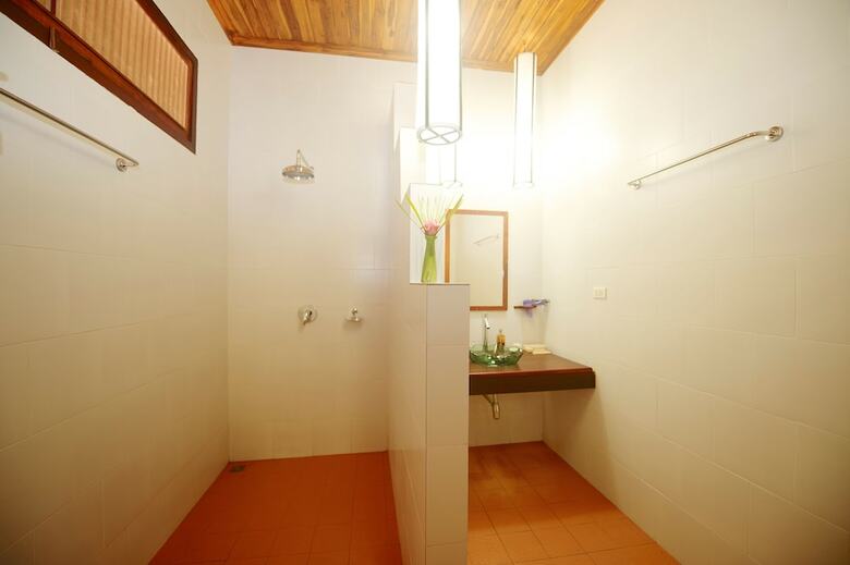 Nam Ou Riverside Hotel & Resort