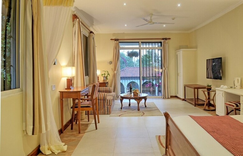 Sovereign Hotel