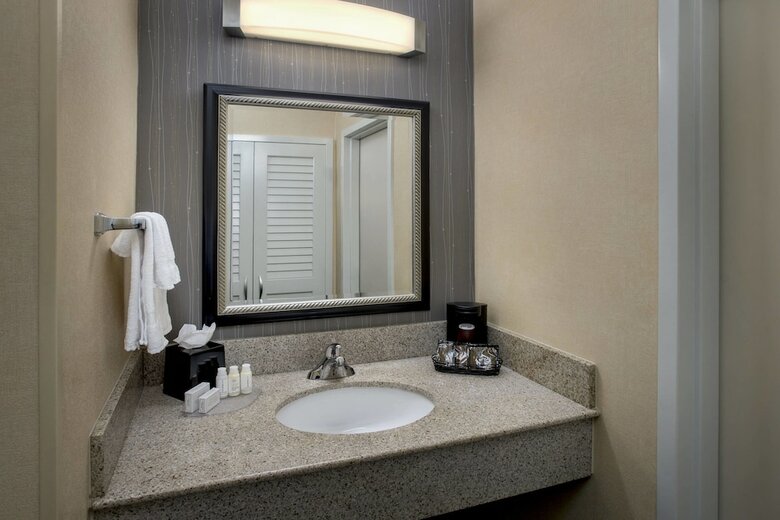 Hotel Courtyard By Marriott Boston Andover