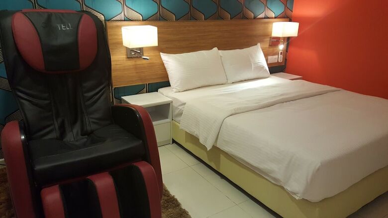 Sovotel Boutique Hotel At Uptown 101