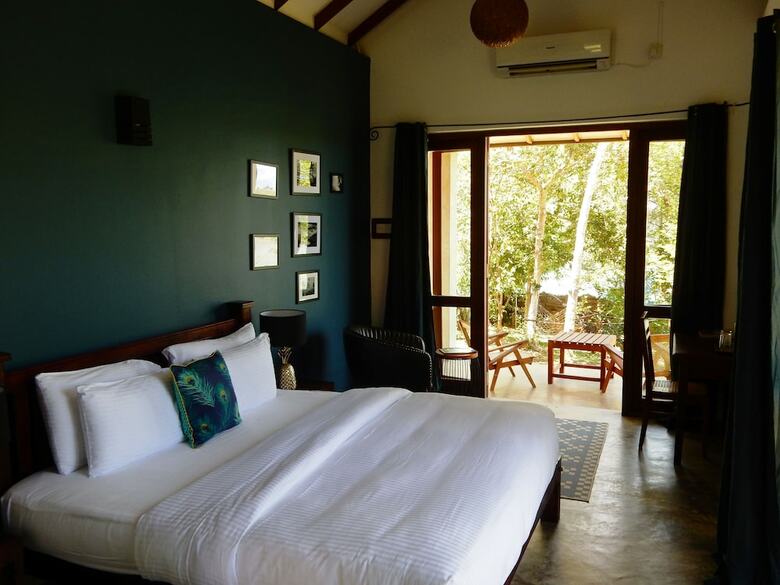 Hotel Kadolana Eco Village