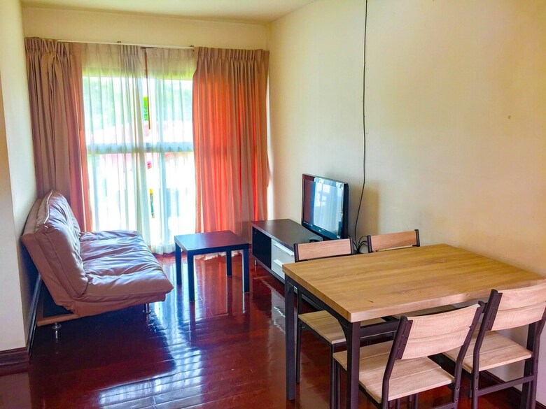 Apartamentos T�ja Hotel