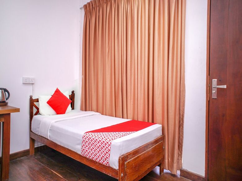 Hotel Oyo 260 Disenro Resorts