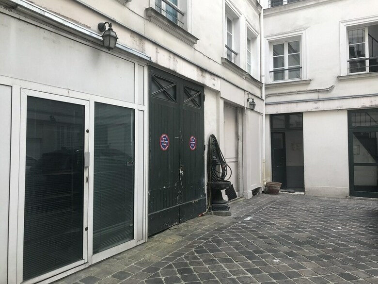 Apartment With One Bedroom In Paris, With Wifi