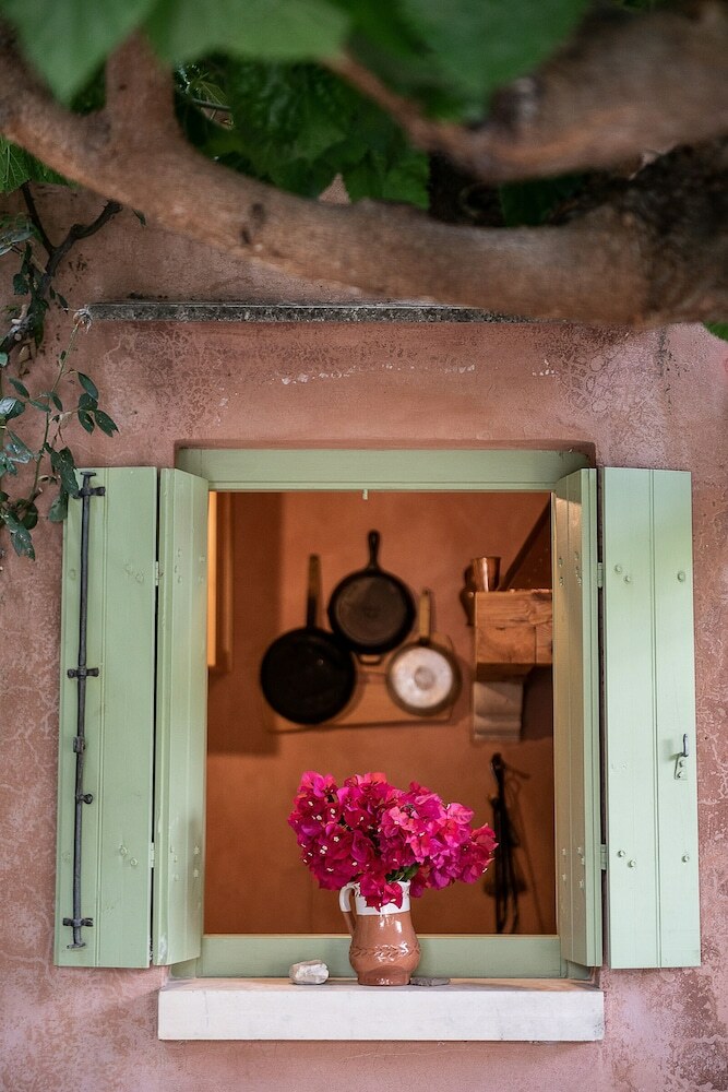 Hotel Lemon Tree Eco-retreat With Terraces