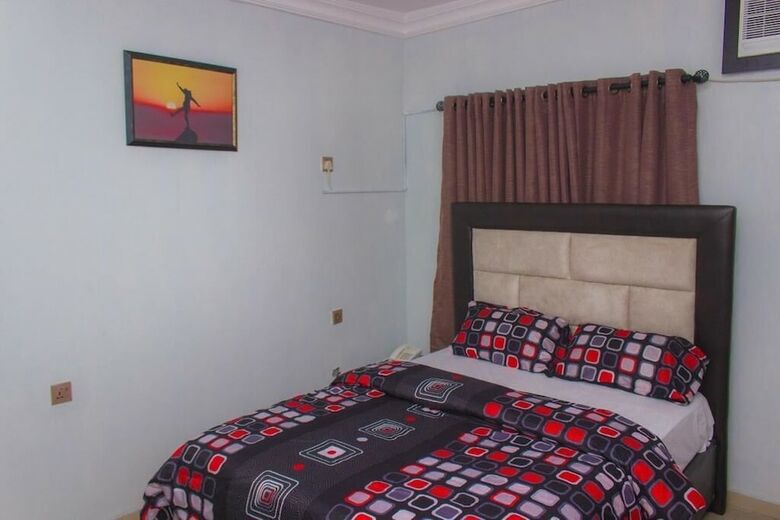 Rush Hotel