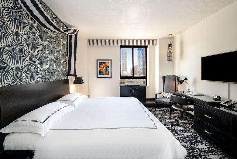 The Mayfair Hotel Los Angeles