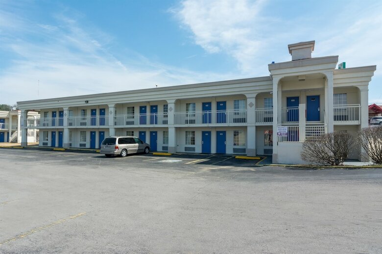 Hotel Motel 6 Calhoun, Ga
