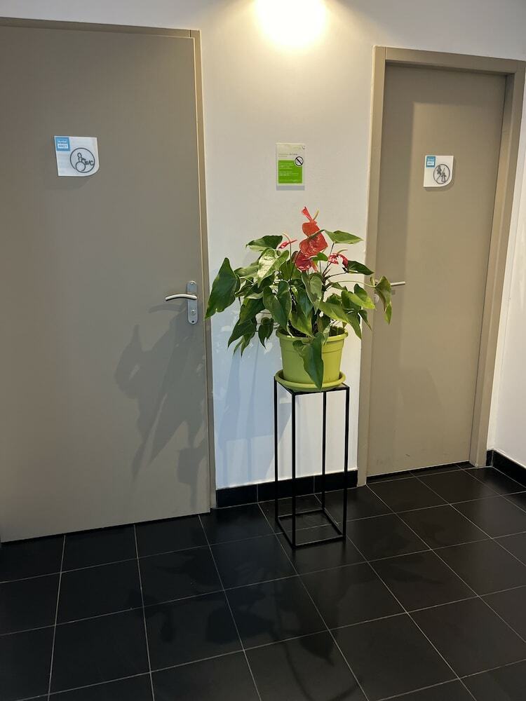 Hotel Kyriad Direct Marseille Ouest - Martigues