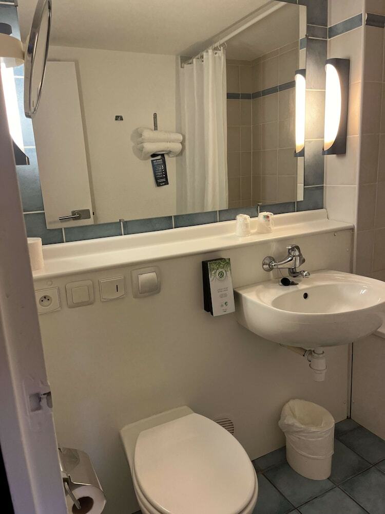 Hotel Kyriad Direct Marseille Ouest - Martigues