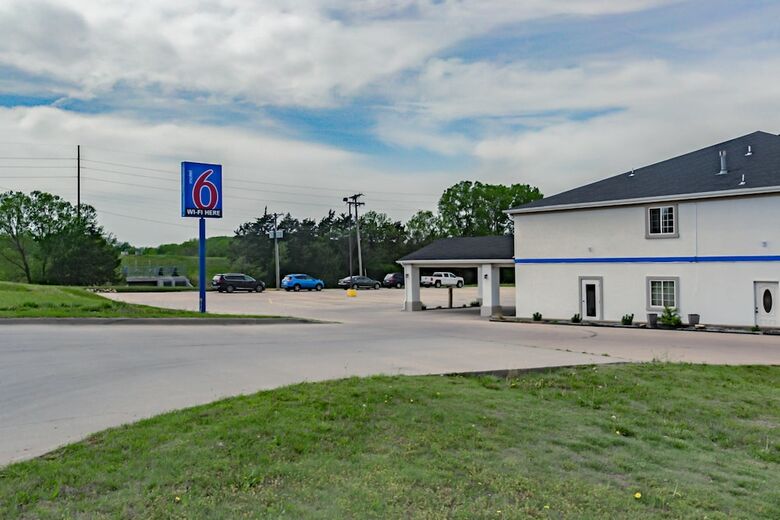 Motel 6 Augusta, Ks