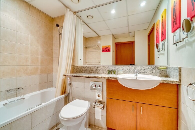 Short Booking - 1 Bdr Apartment Greens