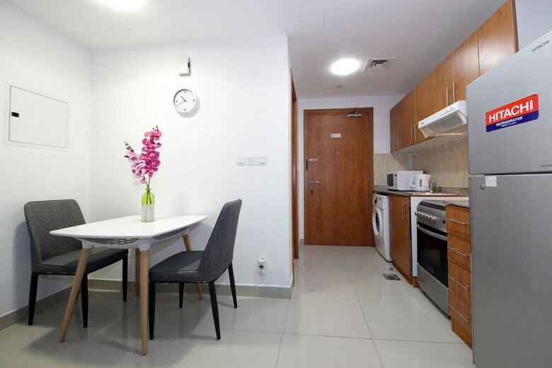 Piks Key - Lakeside Tower C