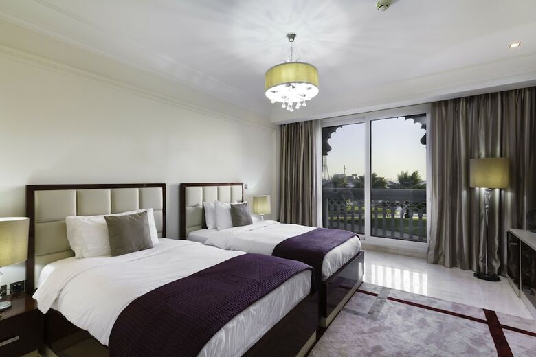 Maison Privee - Grandeur Residence