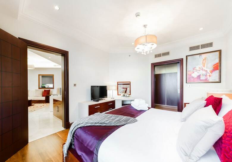 Maison Privee - Grandeur Residence
