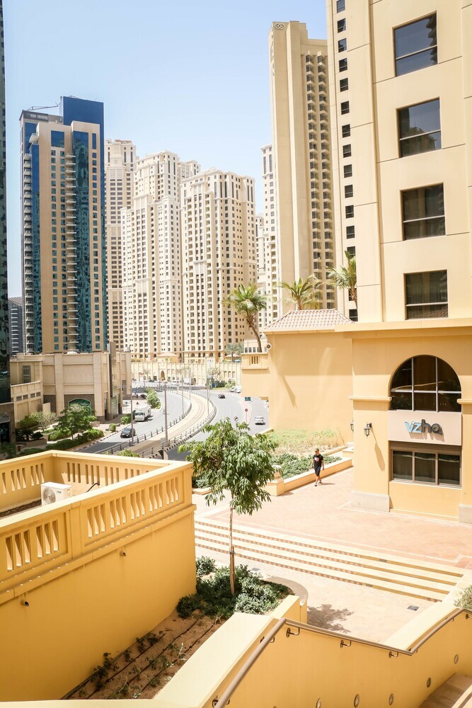 Jbr 2 Bedrooms Apartment Rimal 1
