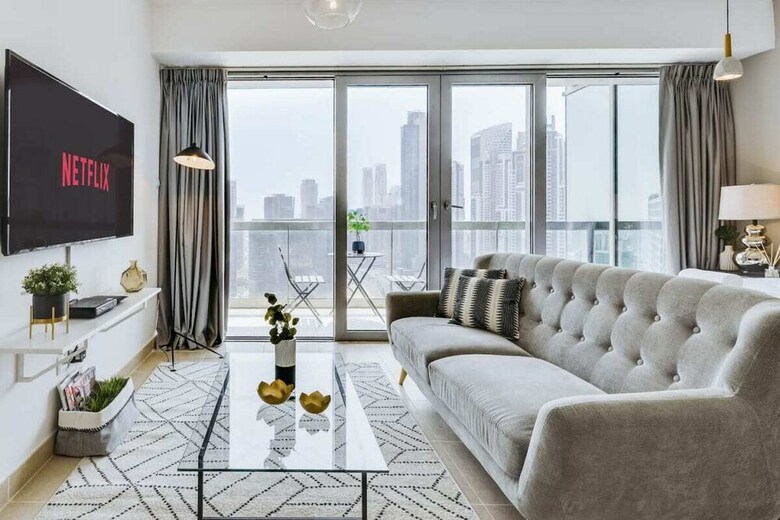 Luxurious Downtown Apartment By Burj Khalifa