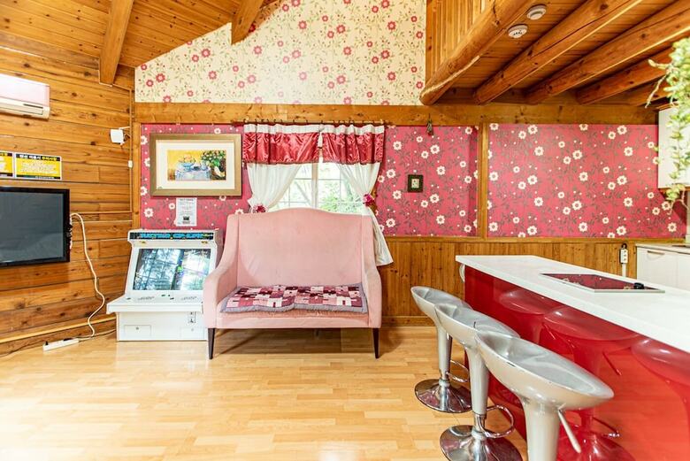 Log Cabin Pension