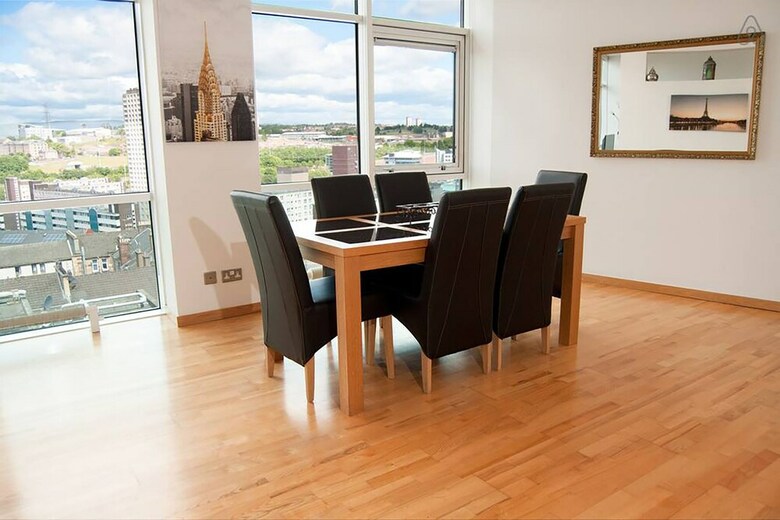The Luxury City View Apartment