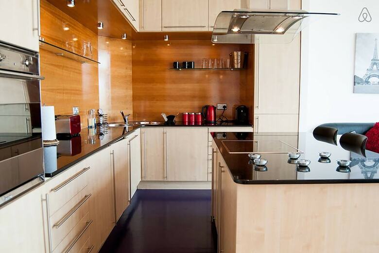 The Luxury City View Apartment