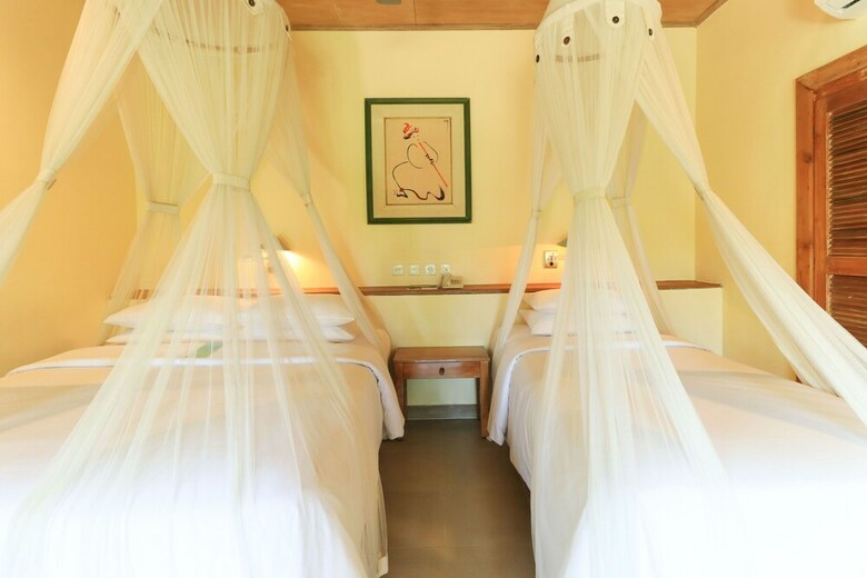 Hotel Tegal Sari Accomodation
