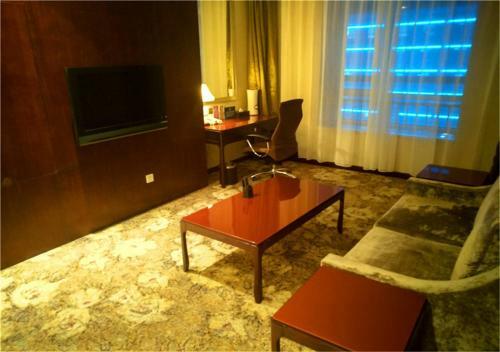 Zhongyi Pengao Hotel