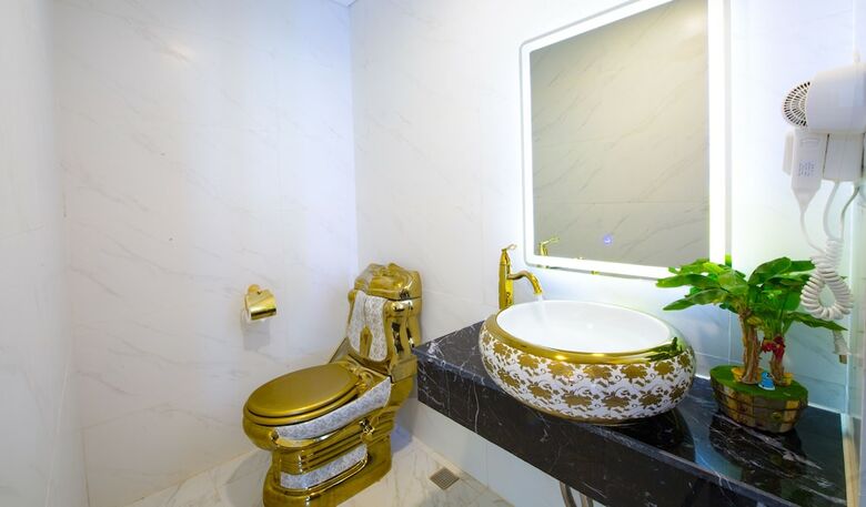 Le Hoang Beach Hotel
