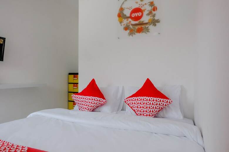 Hostal Oyo 1176 J3 Residence Syariah