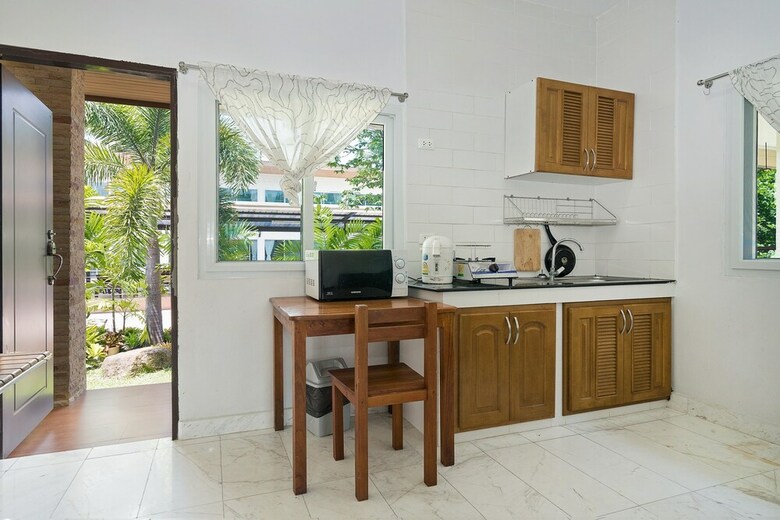 Lipa Bay Residence