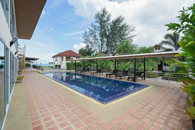 Lipa Bay Residence