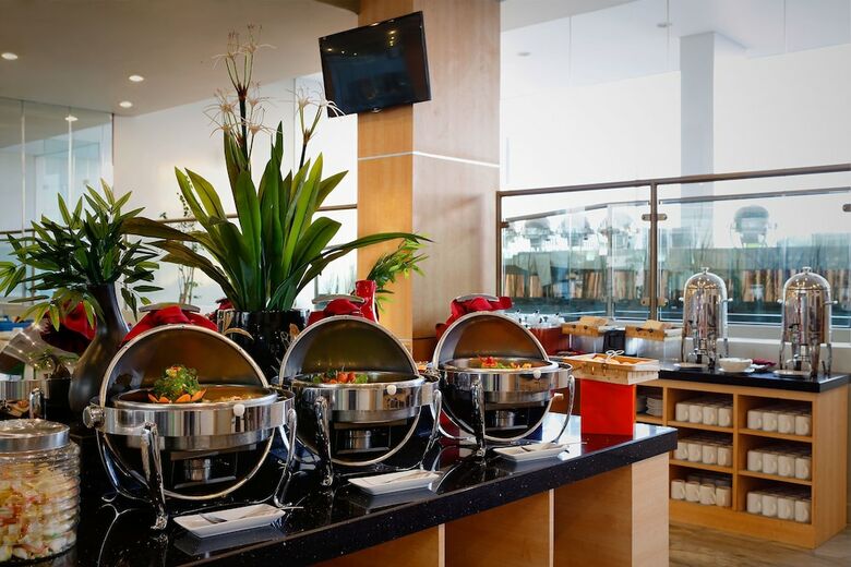 Batiqa Hotel & Apartments Karawang