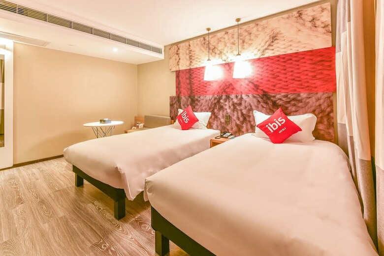 Ibis Guilin Railway Station Hotel