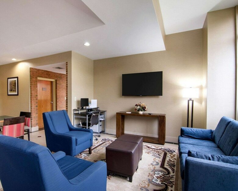 Hotel Comfort Inn